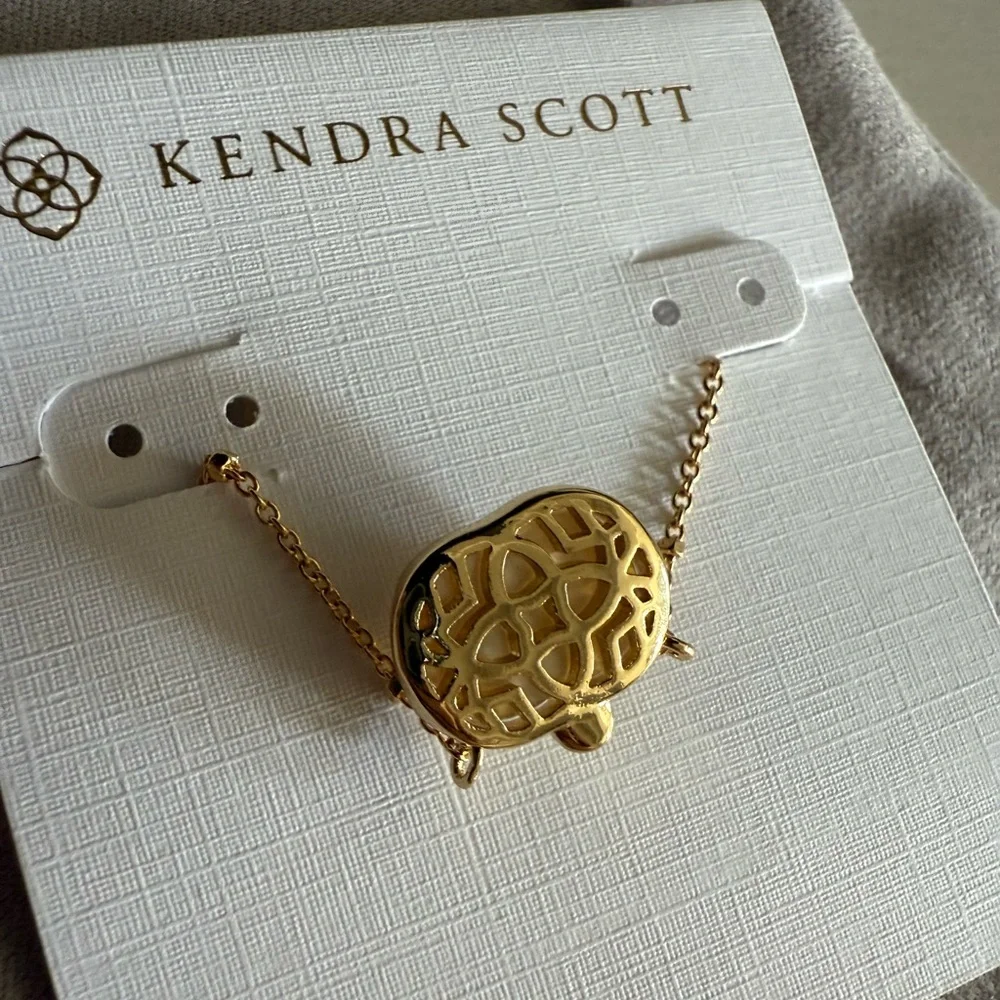 🎃Brand New Kendra Scott Gold and Mother of Pearl Pumpkin Necklace Thanksgiving
